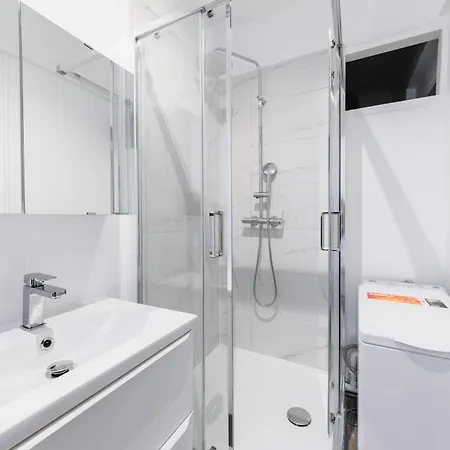 Elegant Sacre Coeur Metro Anvers - 18 -2p - Flat-guest Daire Paris
