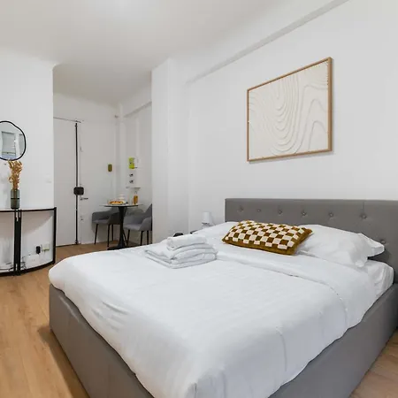 Daire Elegant Sacre Coeur Metro Anvers - 18 -2p - Flat-guest Paris